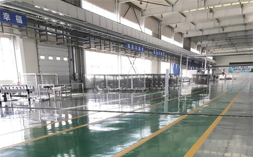 明日大雪：梦得来化工为您打造温暖而坚固的崇信环氧地坪